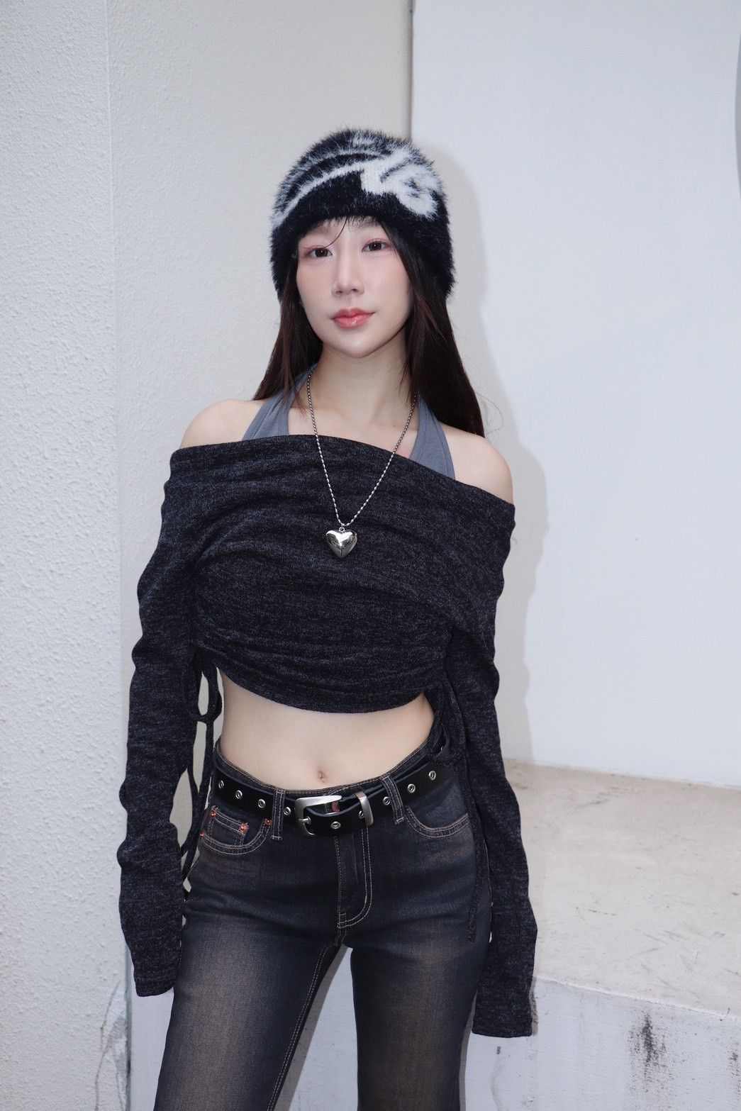 二月直播款-K612701韓國假兩件掛脖抽繩針織上衣（現貨+預購）