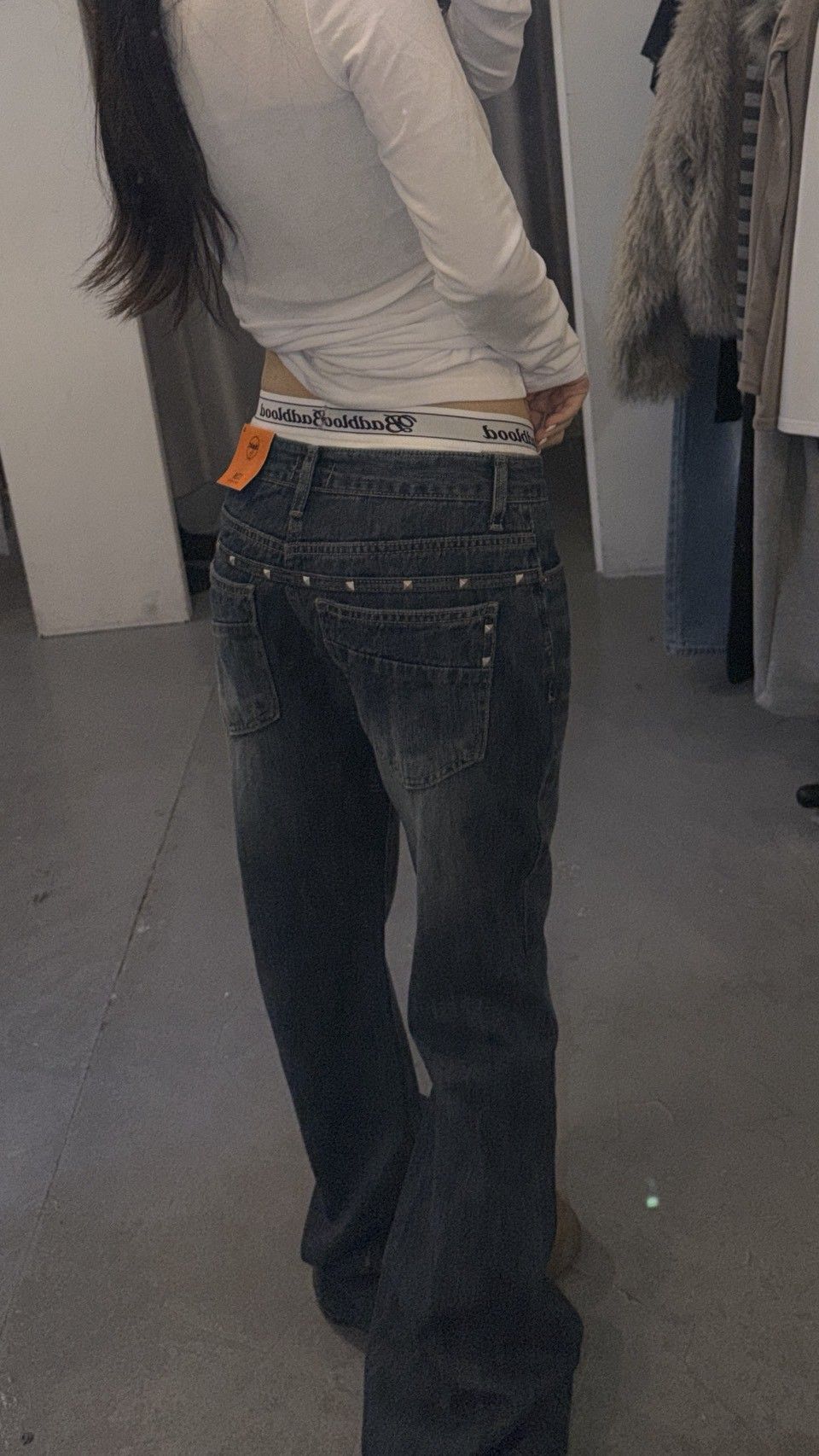 K719韓國低腰單寧刷色鉚釘牛仔褲