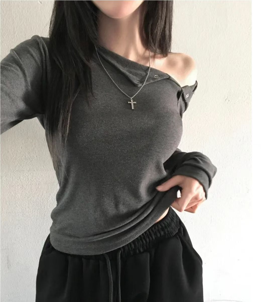 K630301韓國斜開叉三釦薄長袖上衣（現貨）