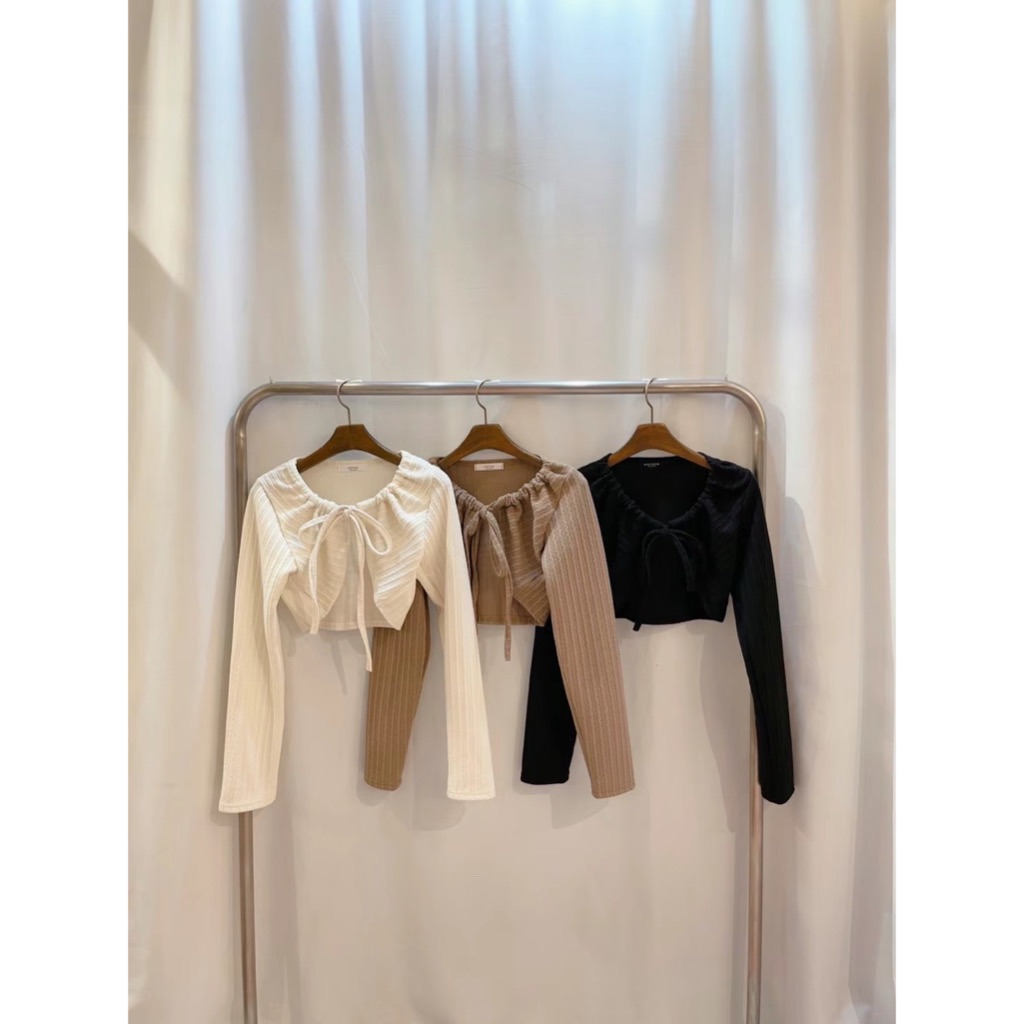 ￼現貨售完不補ෆ🏷ʏᴜɴᴀ’s ·韓國代購🇰🇷坑紋抽繩綁帶長袖罩衫小外套