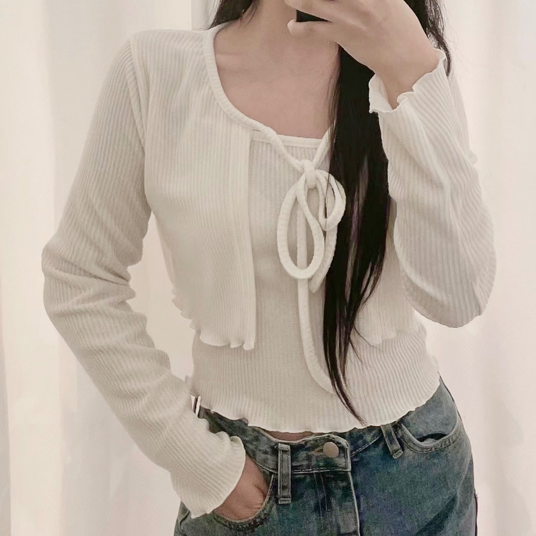 ￼現貨售完不補ෆ🏷ʏᴜɴᴀ’s ·韓國代購🇰🇷針織綁帶罩衫+細肩背心