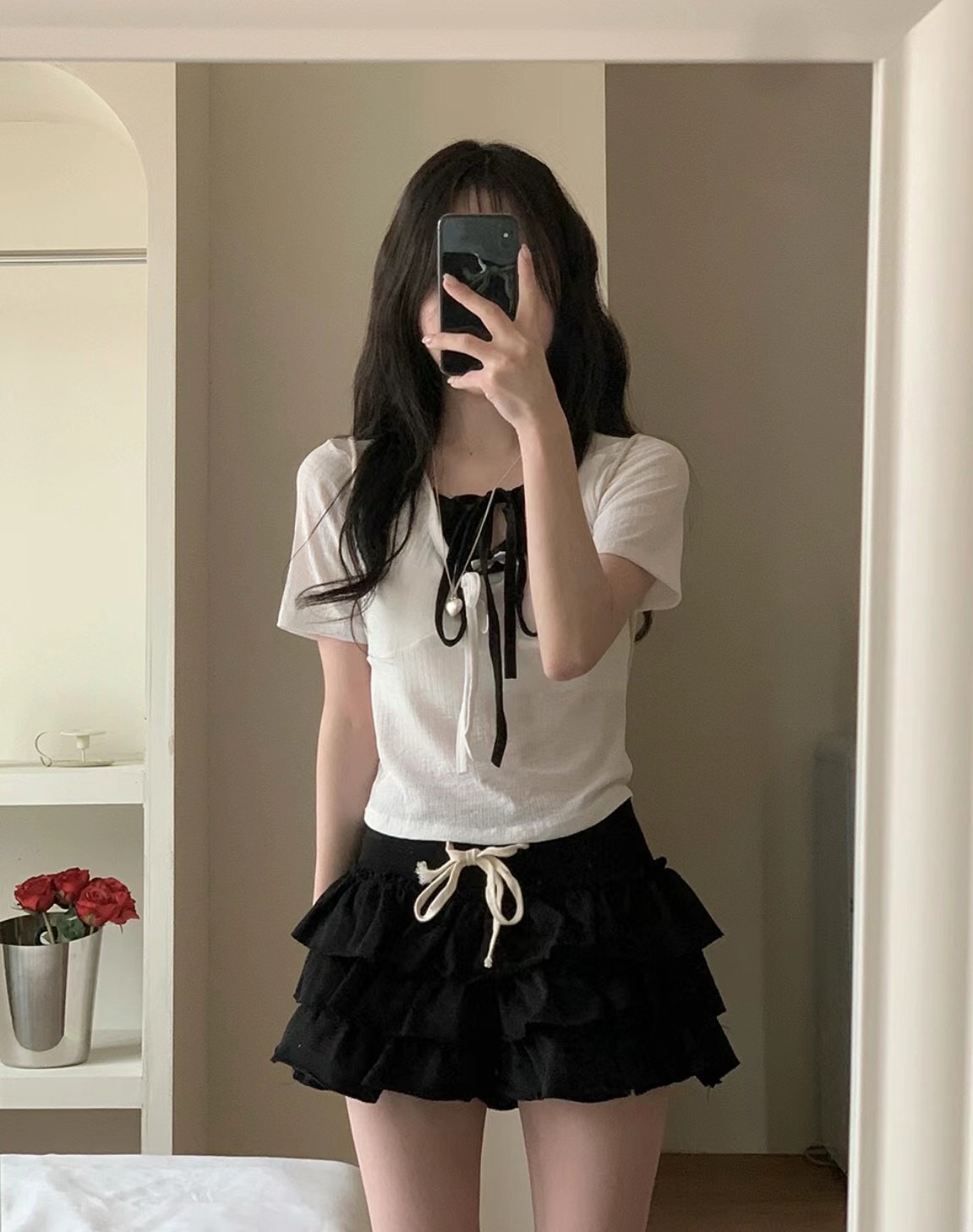 ￼🏷ʏᴜɴᴀ’s ·正韓🇰🇷蝴蝶結綁帶層次感短袖上衣 3colors