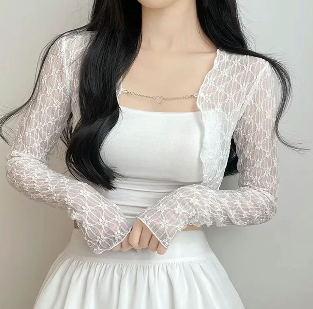 現貨ෆ🏷ʏᴜɴᴀ’s ·韓國代購🇰🇷韓系愛心鍊條提花透膚長袖罩衫 3colors