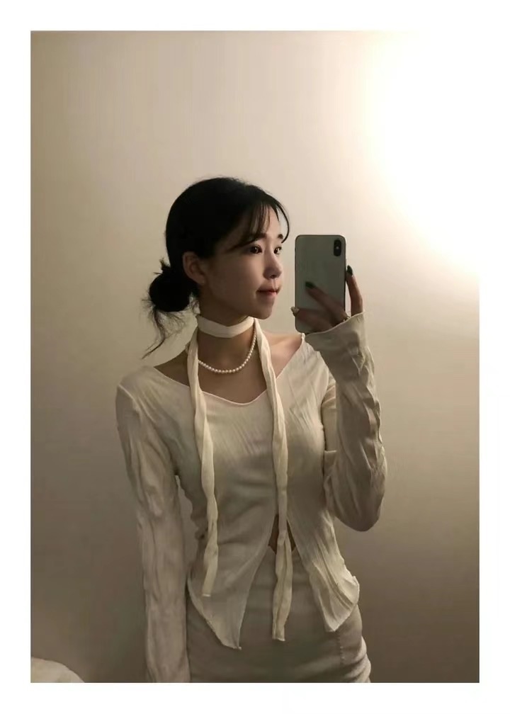 ￼🏷ʏᴜɴᴀ’s ·韓國代購🇰🇷韓系氛圍感脖圍修身長袖上衣set 3colors