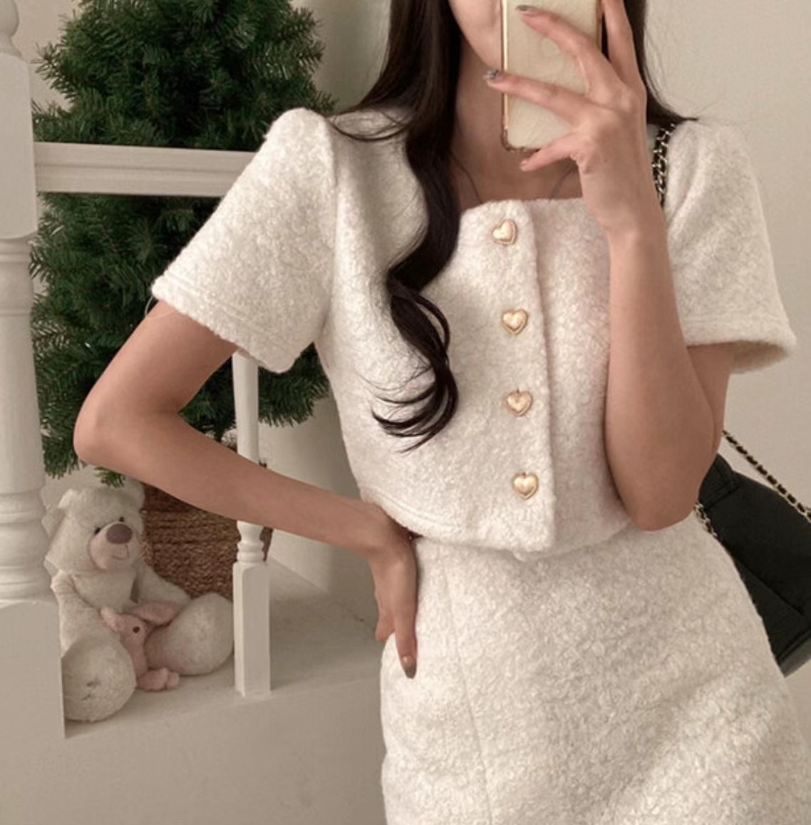 現+預🏷ʏᴜɴᴀ’s ·正韓代購🇰🇷韓系愛心釦方領短版上衣+裙set 3colors