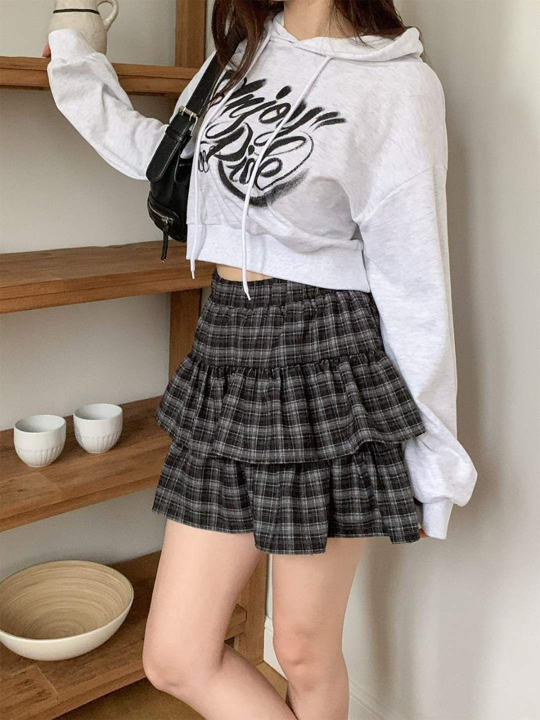 現貨+預購ෆ🏷ʏᴜɴᴀ’s ·正韓代購🇰🇷秋棕呢語🍂格紋雙層蛋糕裙