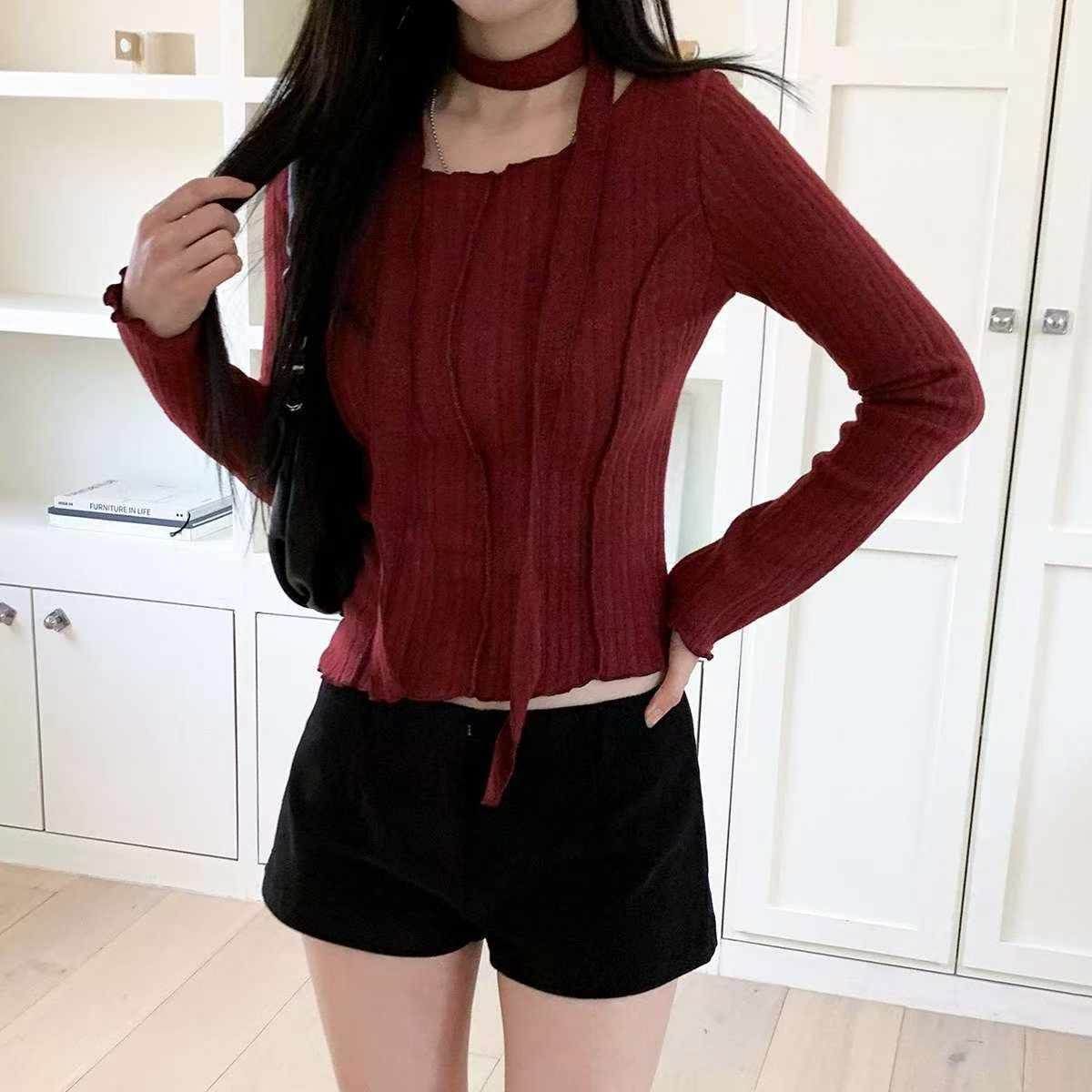 🏷ʏᴜɴᴀ’s ·正韓代購🇰🇷暖序線條🍂羅紋木耳邊針織長袖上衣+脖圍set