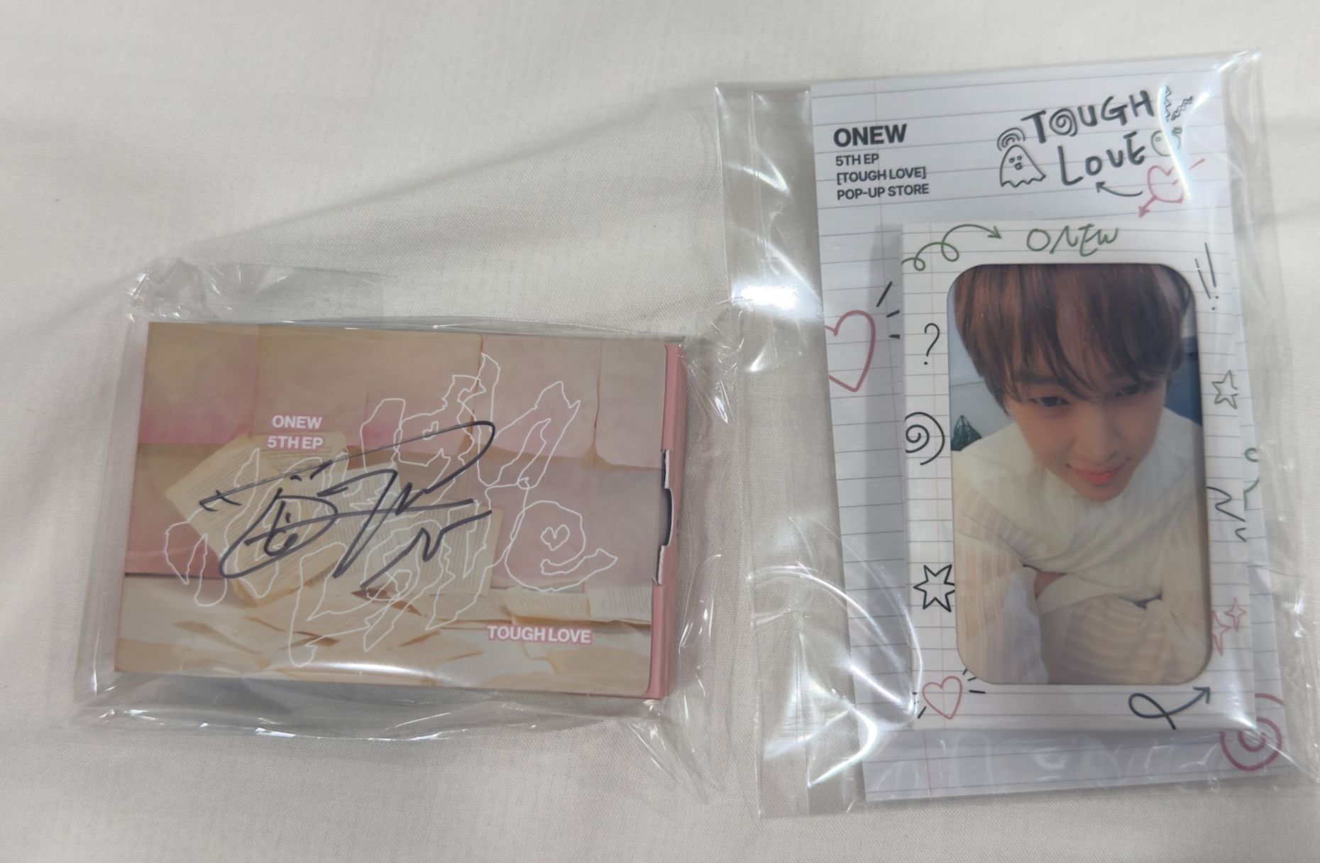 溫流TOUGU LOVE台北FM簽專+韓快閃店紙相框小卡組（贈薰衣草紙擴香一片）