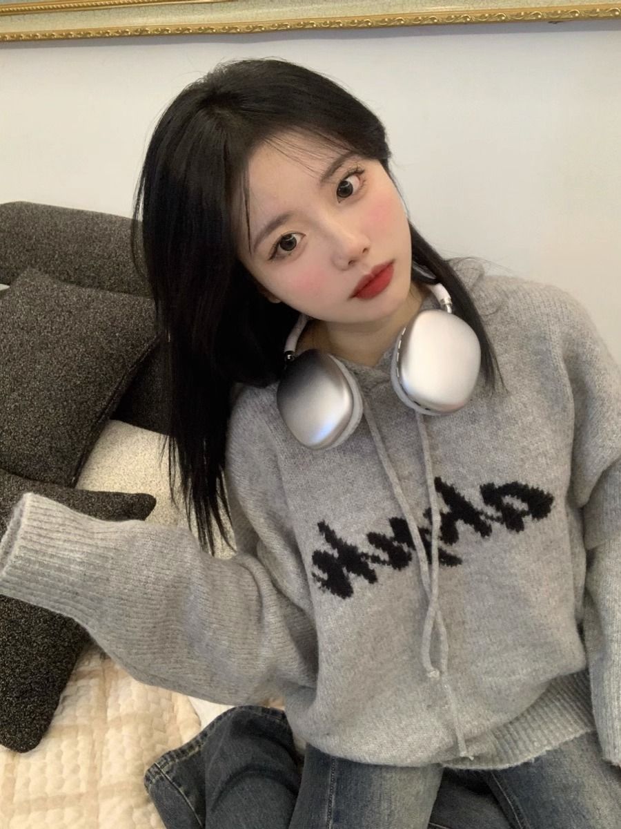 LANAO 灰色連帽毛衣