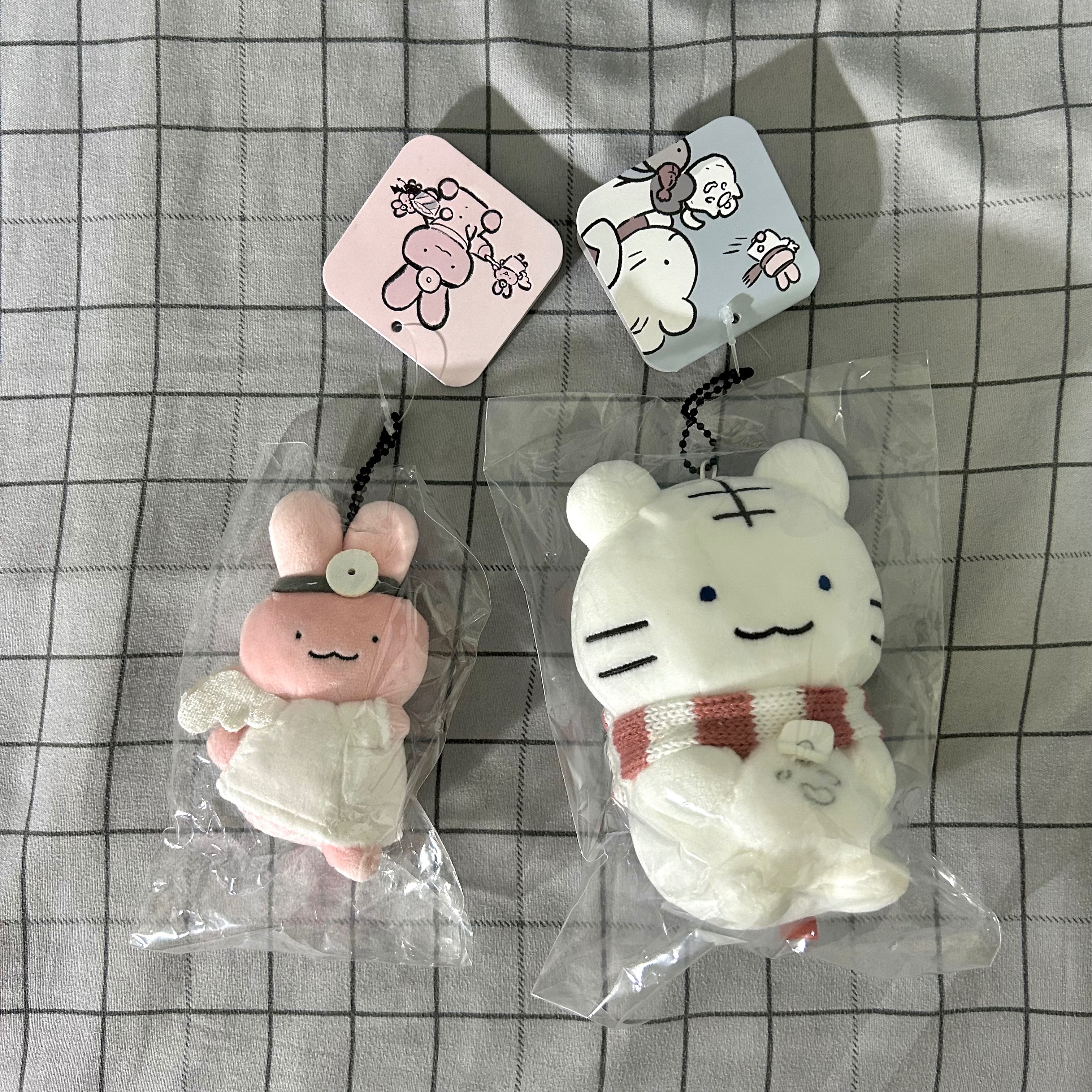 Chin Jin 聖誕小白虎+天使兔子醫生