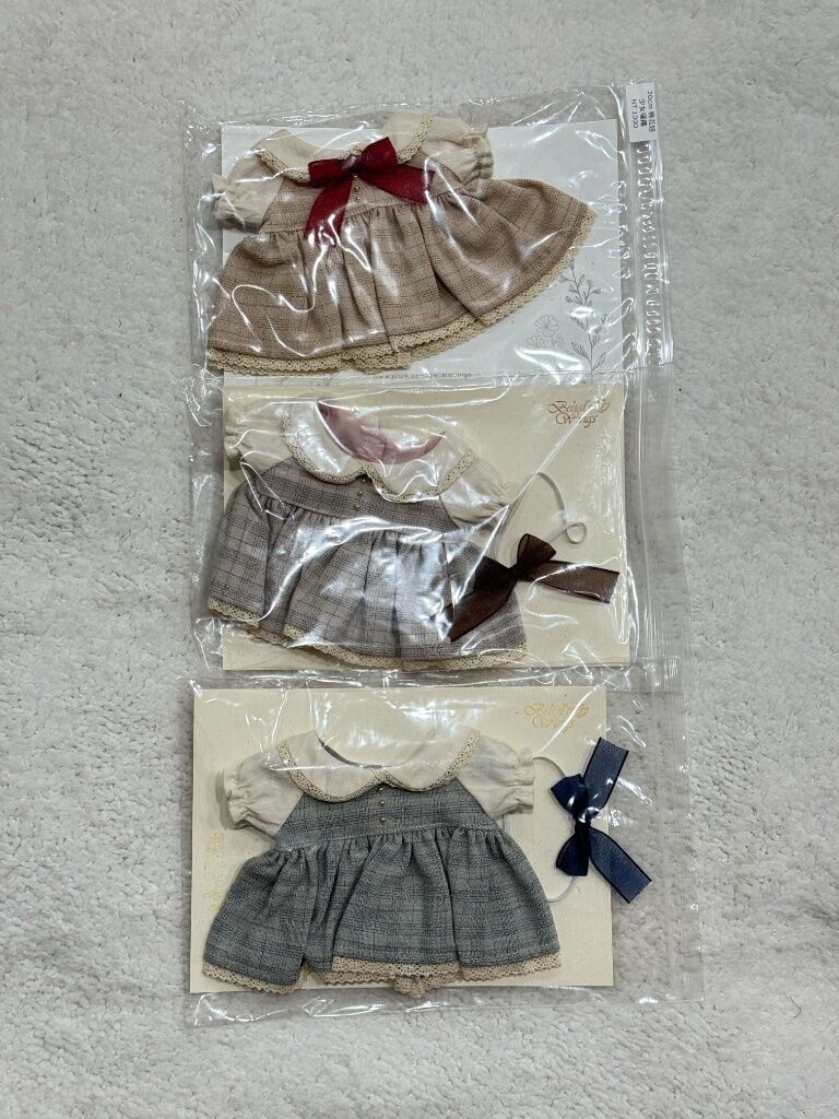 （20cm）Belial’s Wings 少女系列 （咖啡有外出過一次、藍色僅試穿、紅色全新）