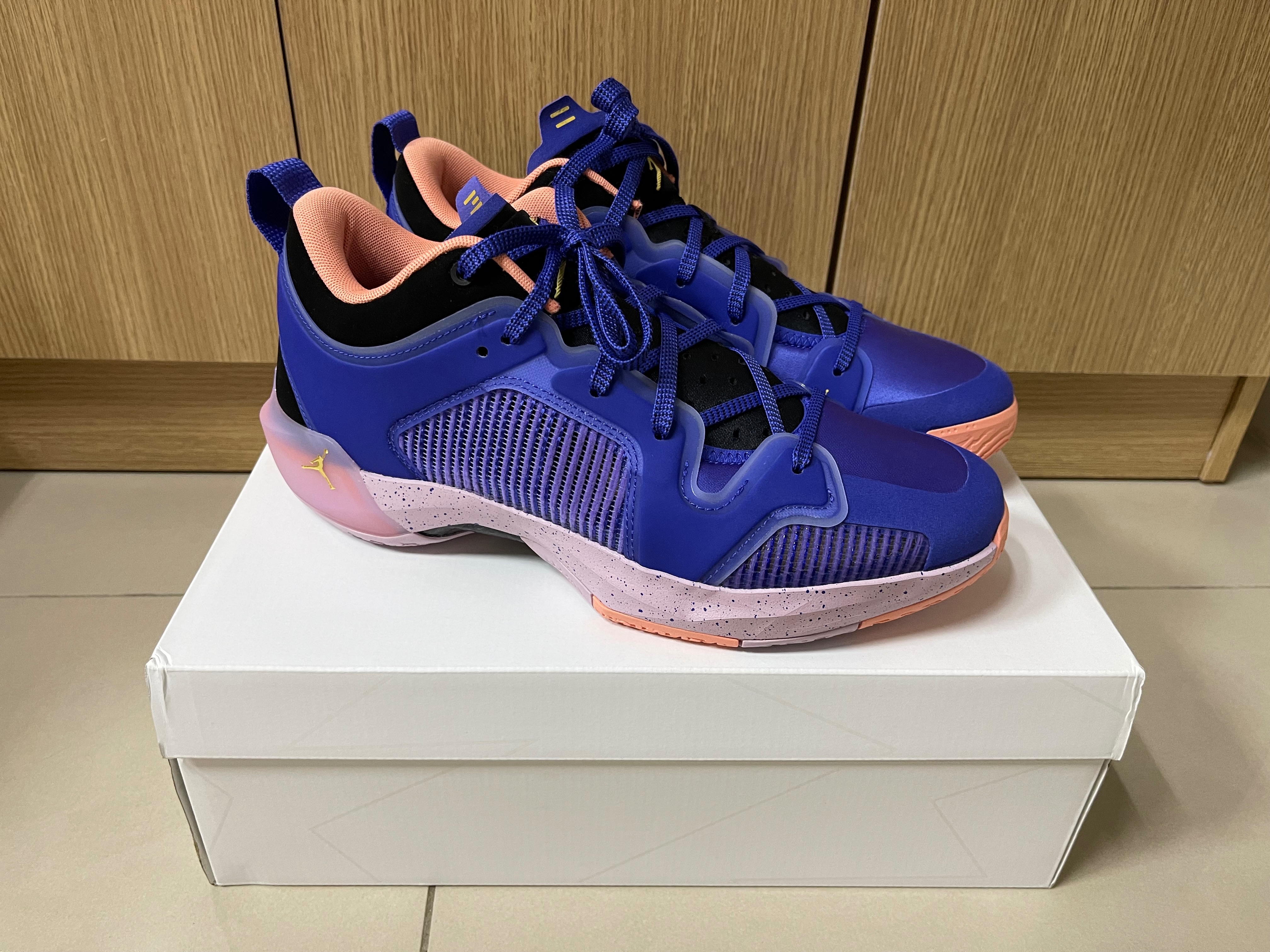 Air Jordan 37 low