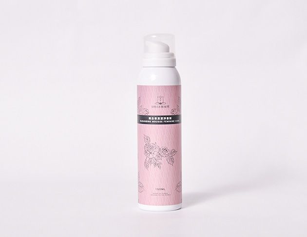 嫩白保濕潔淨慕斯 150ml