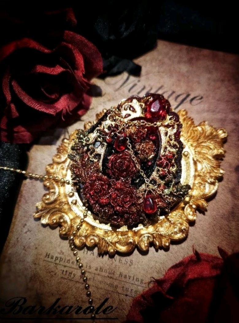 〔Barkarole🥀〕預購 [幽鏡系列異色款-落日花園] 手工滴膠吊飾 ｜收藏、送禮