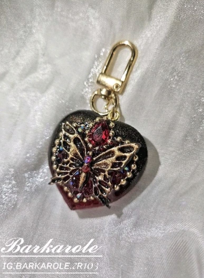 〔Barkarole🥀〕現作 〔華稀之夢🥀〕 手工滴膠吊飾 ｜送禮、收藏、生日禮物、情人節禮物