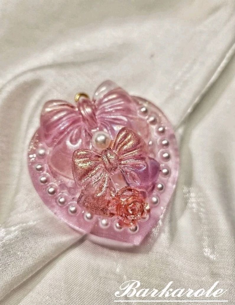 〔Barkarole🥀〕預購 玫瑰魔法系列🌹手工滴膠流沙吊飾  ｜heart shaker