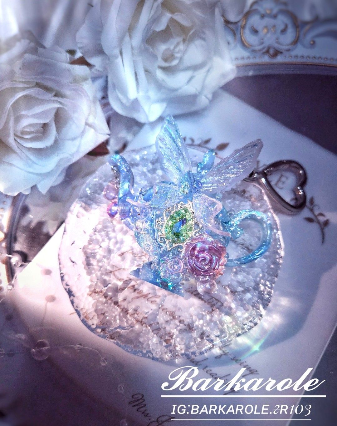 〔Barkarole🥀〕預購 碧藍森林系列-極光精靈  手工滴膠流沙吊飾 ｜收藏、送禮