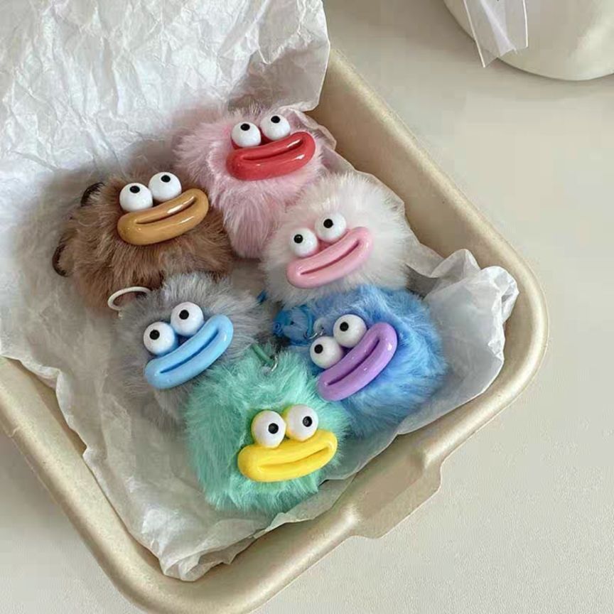 香腸嘴 毛球吊飾