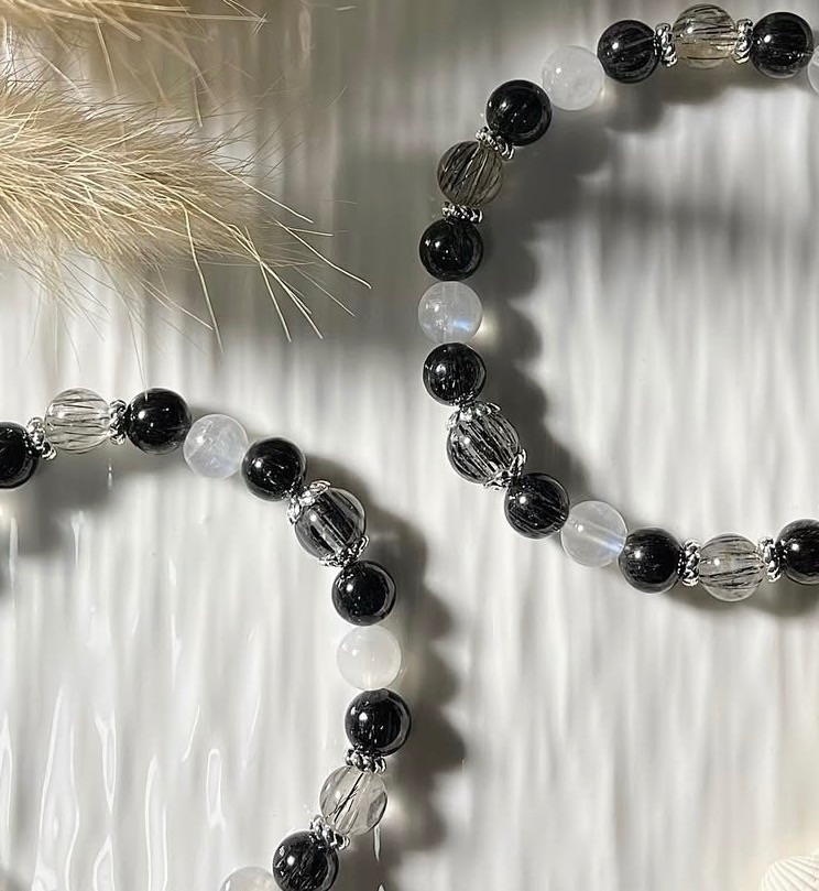 《靜夜·守護》客訂下單區