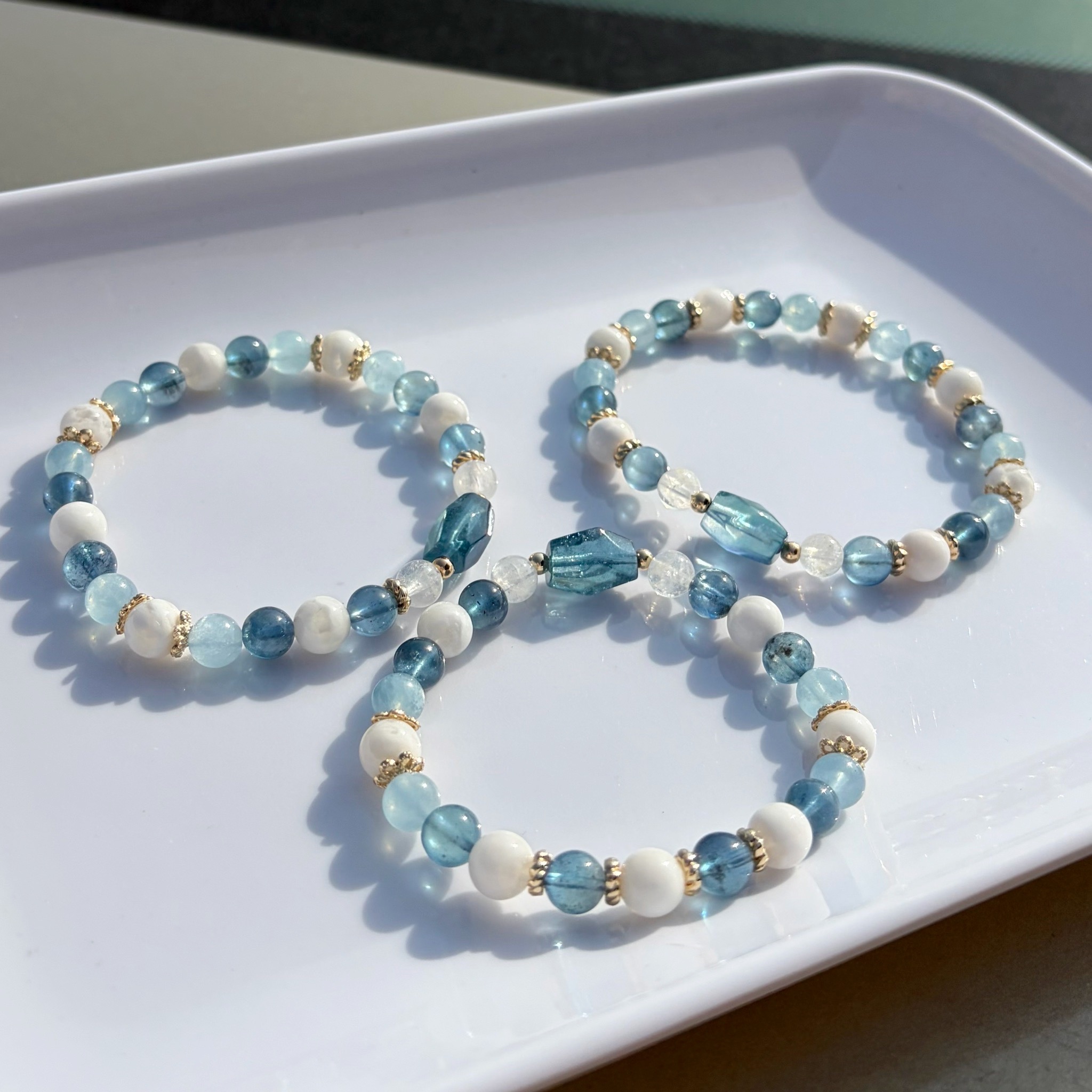 《雲舞白·初春》