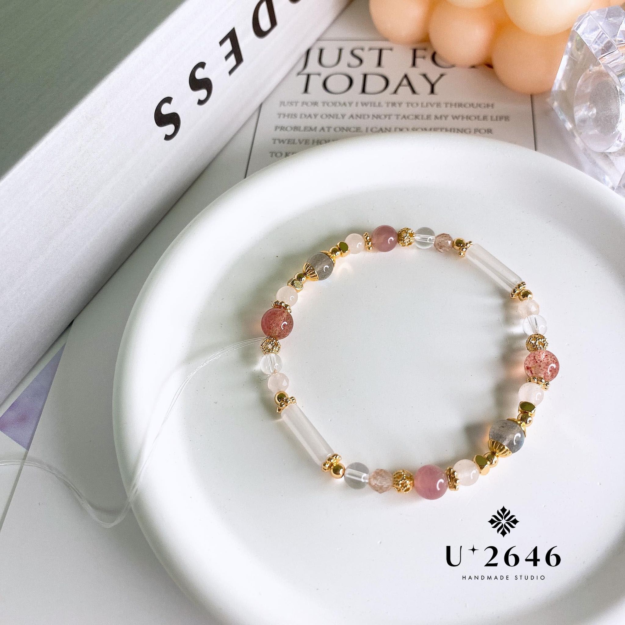 綺羅粉黛 白瑪瑙 紫馬粉 草莓晶 灰月光 彈性手鍊手環⭐️U+2646