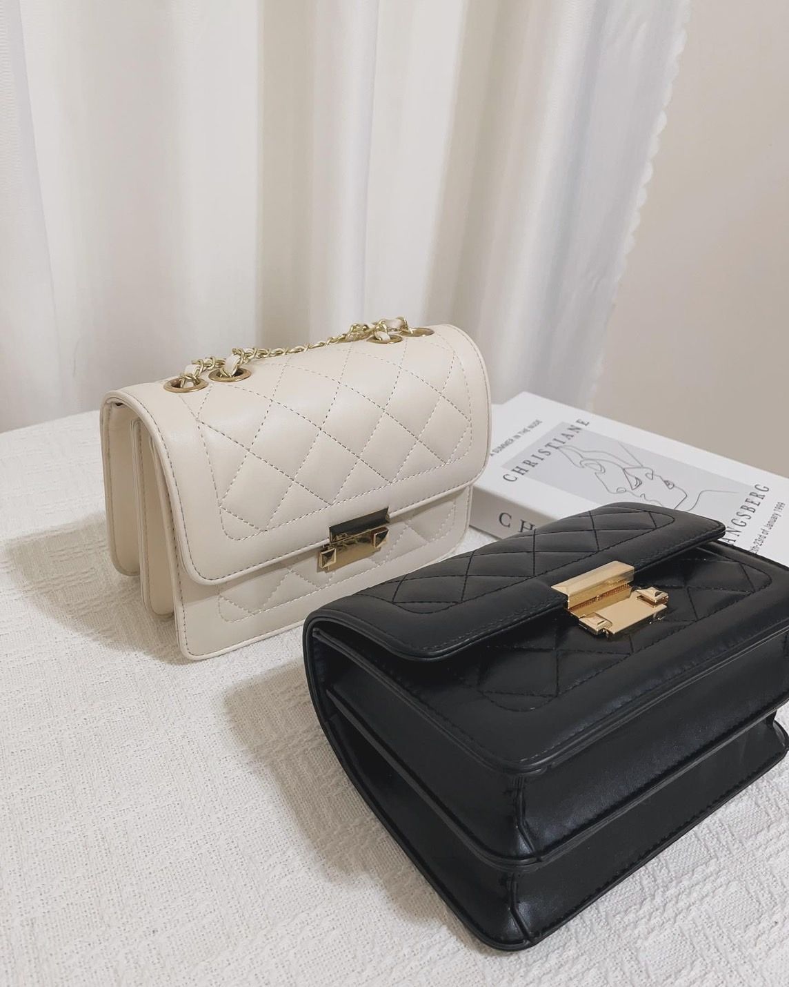 ②種背法 ✨菱格紋豆腐包✨肩背/斜背/小香風/氣質美女必敗/質感包/輕奢款/溫柔亮皮/女用包款/流行時尚