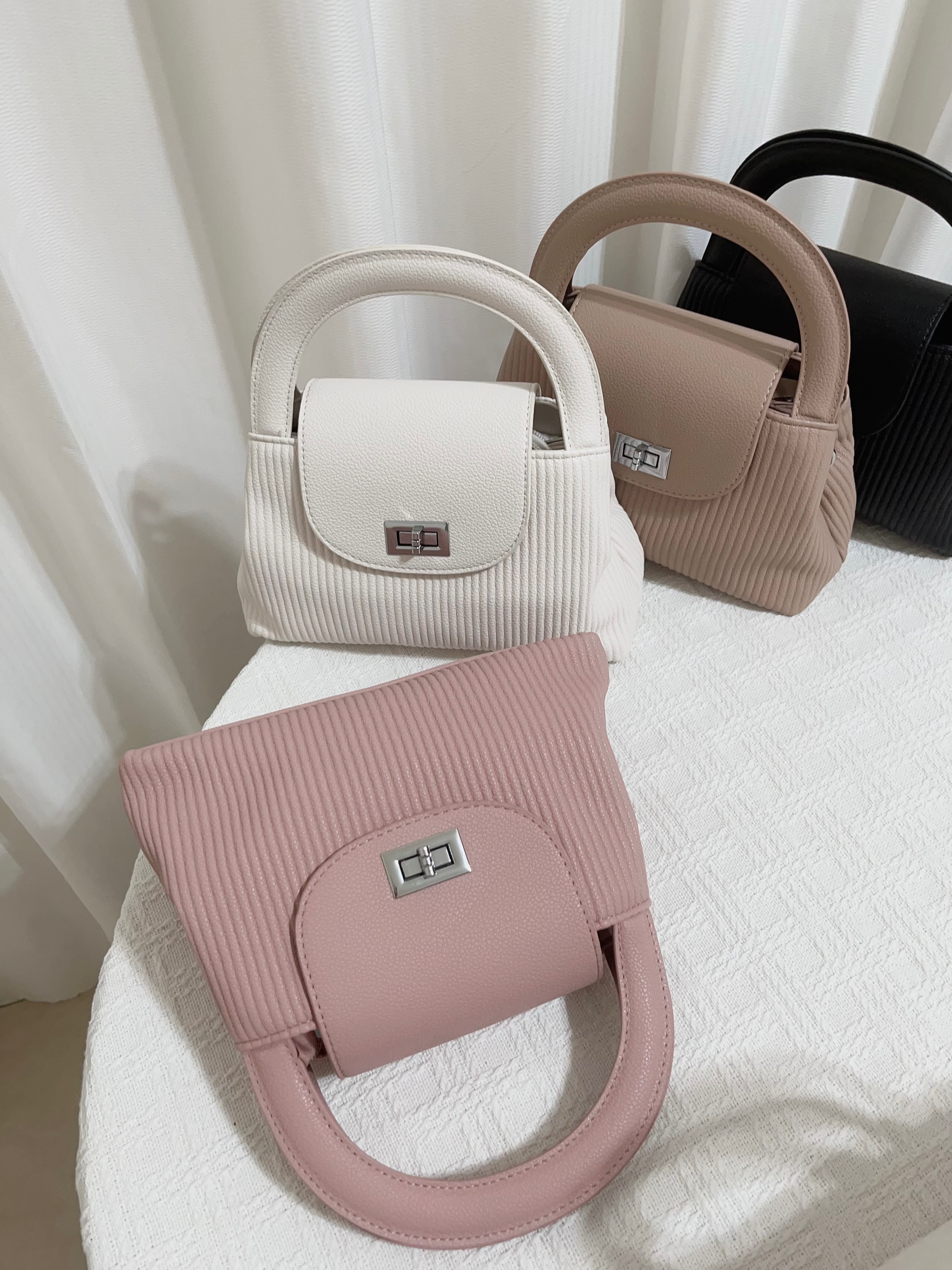 雙層柔軟感✨直紋手提包✨/立體手提/雙層空間/可肩背/直線時尚/簡約造型/女包/手提