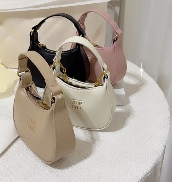 裝得下可愛✨馬鞍小廢包✨迷你包包/馬鞍包/手提包/側背包/肩背包/女包/單肩包/斜背包/小包包/女包/休閒包/小小包