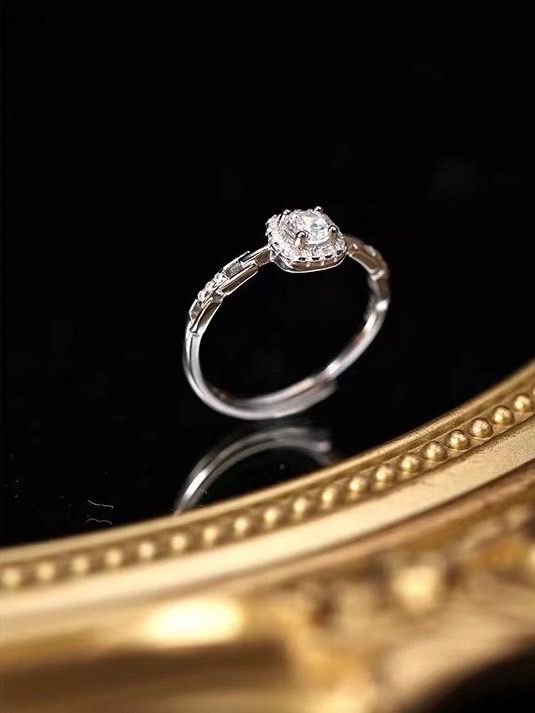 s925✨輕奢高級鑽戒✨平價飾品/輕奢飾品/純銀戒指/s925飾品/s925戒指/女生戒指/銀色戒指/女生飾品/可調式戒