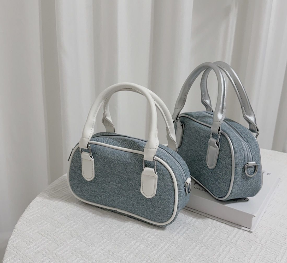 輕鬆時尚✨牛仔保齡球包✨丹寧包包/牛仔包包/小包/保齡球包包/手提包/拉鍊包包/肩背包/斜背包/女包/波士頓包/休閒包