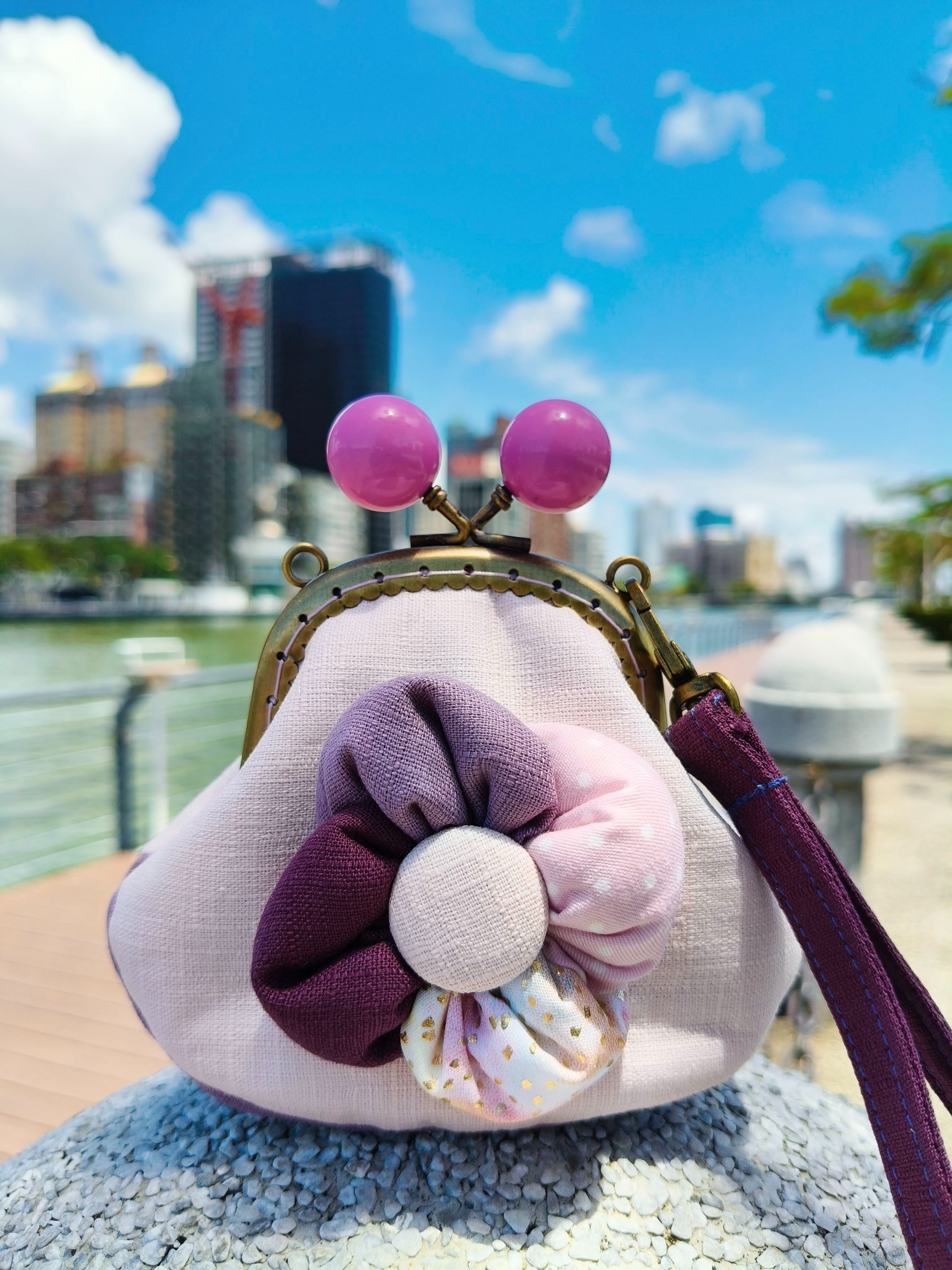 粉紫燙金小花口金