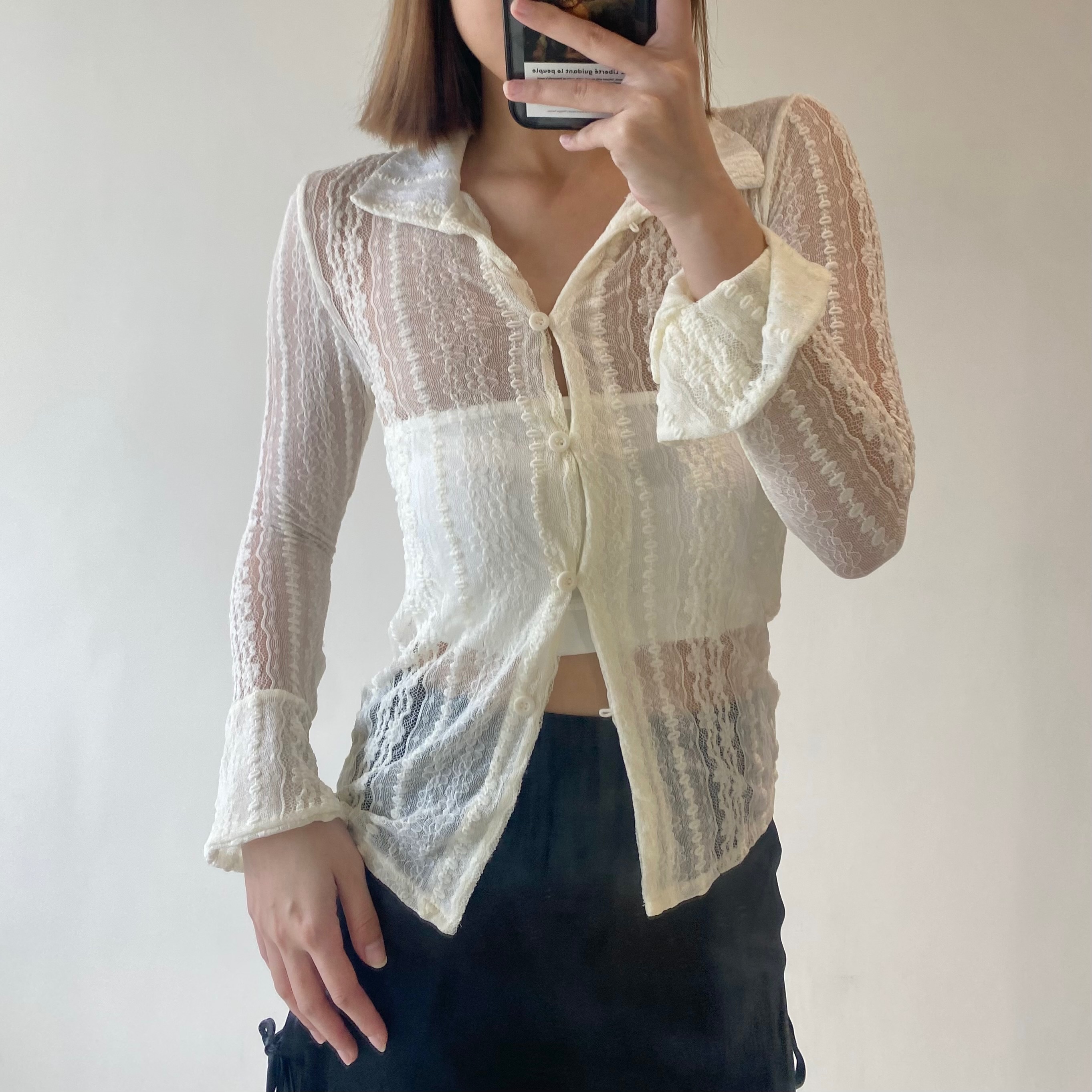 純慾蕾絲雕花鏤空透膚排釦襯衫罩衫