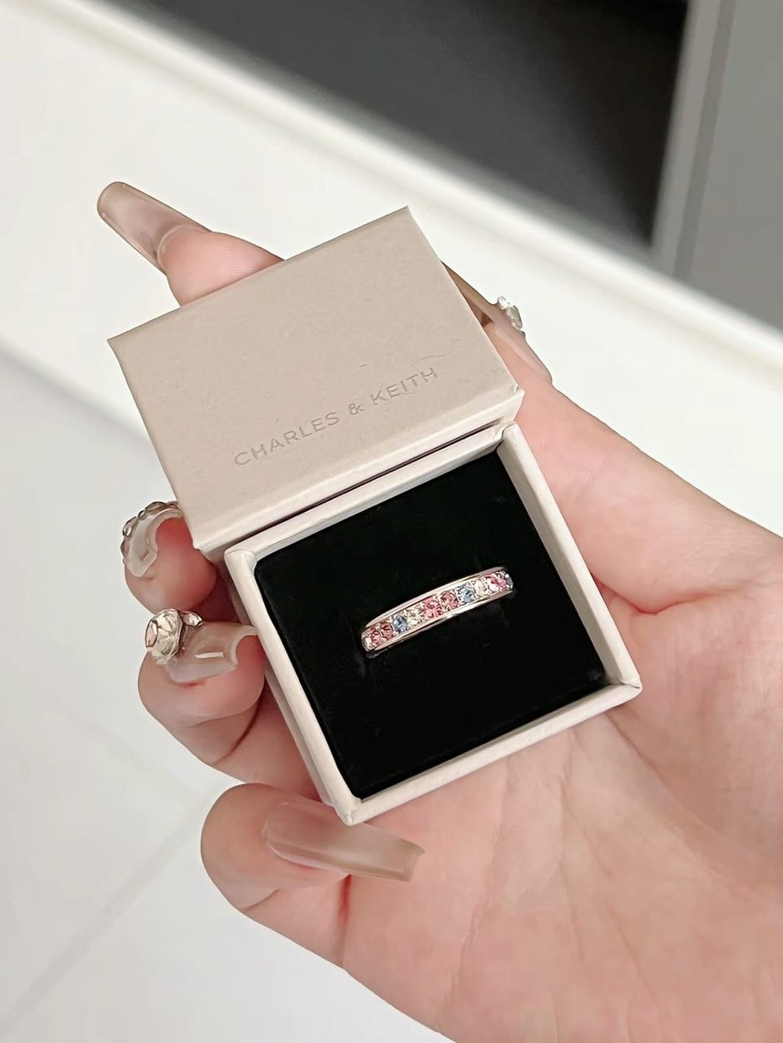 ＜預購＞小CK 彩色碎鑽戒指