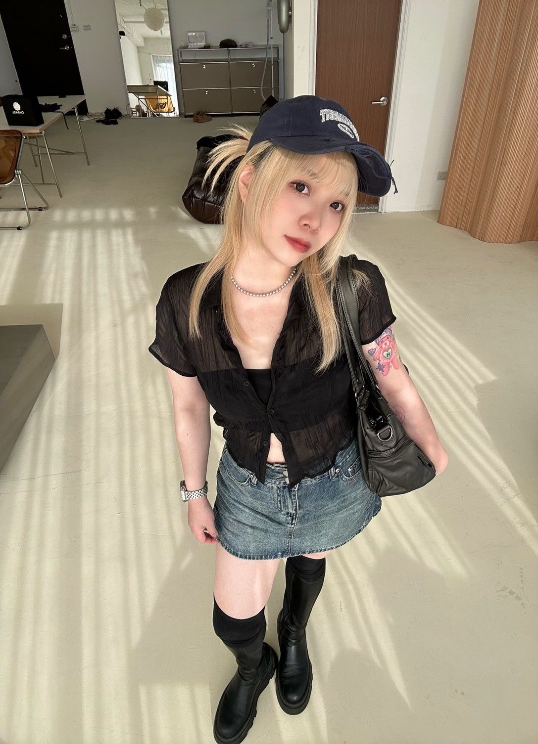 𝑶𝑱𝑰𝑮 韓系皺摺紋理微透短襯衫