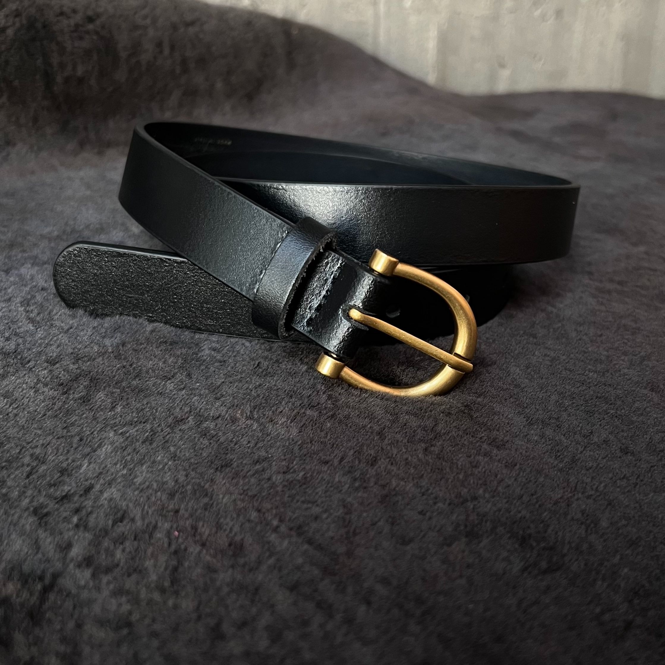 2.5cm寬皮帶  3.亮黑