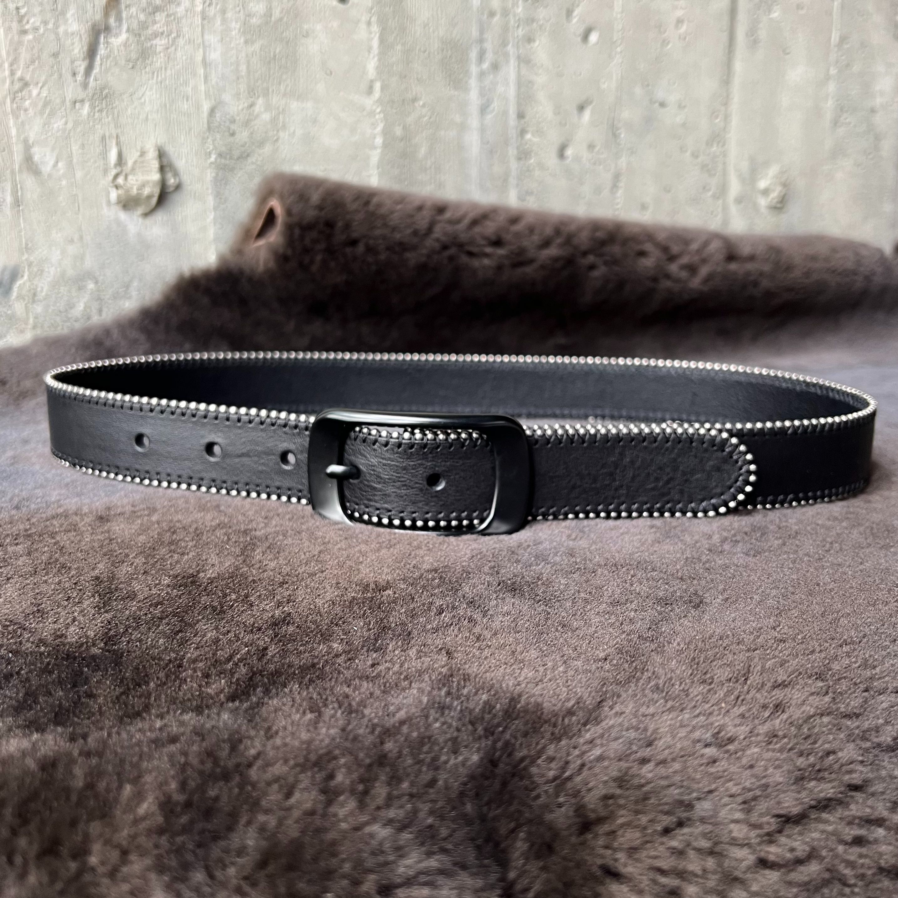 3.0cm皮帶 3.銀珠鑲邊 紋路黑