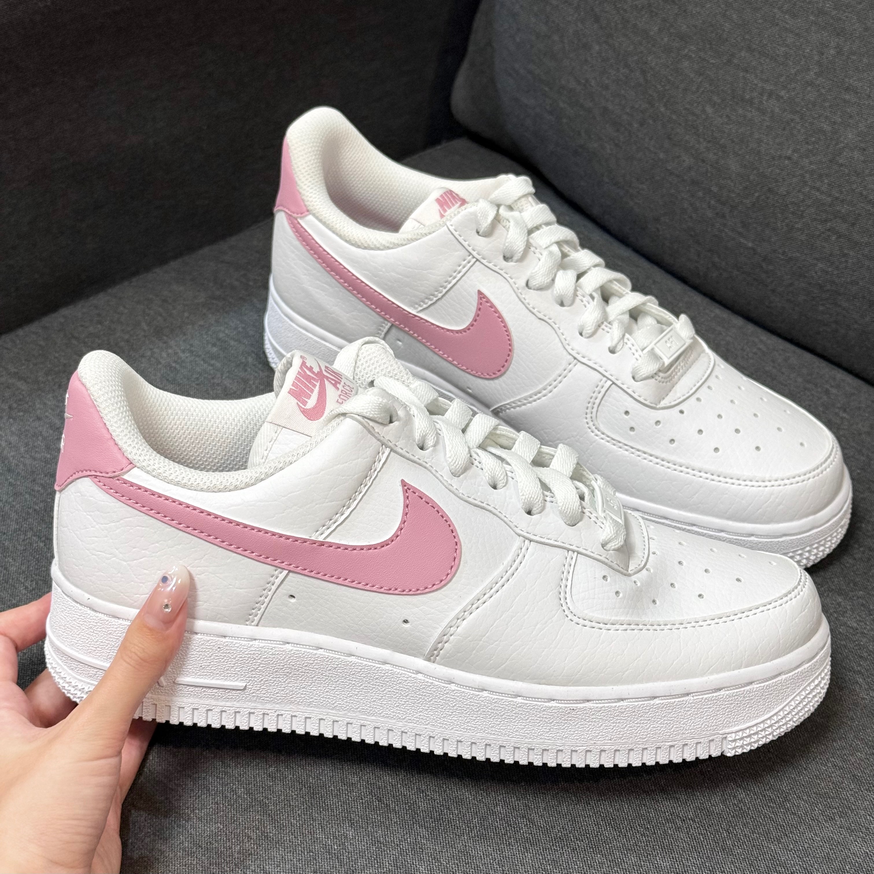 Fifty-nine AF1 氣質粉勾勾💕