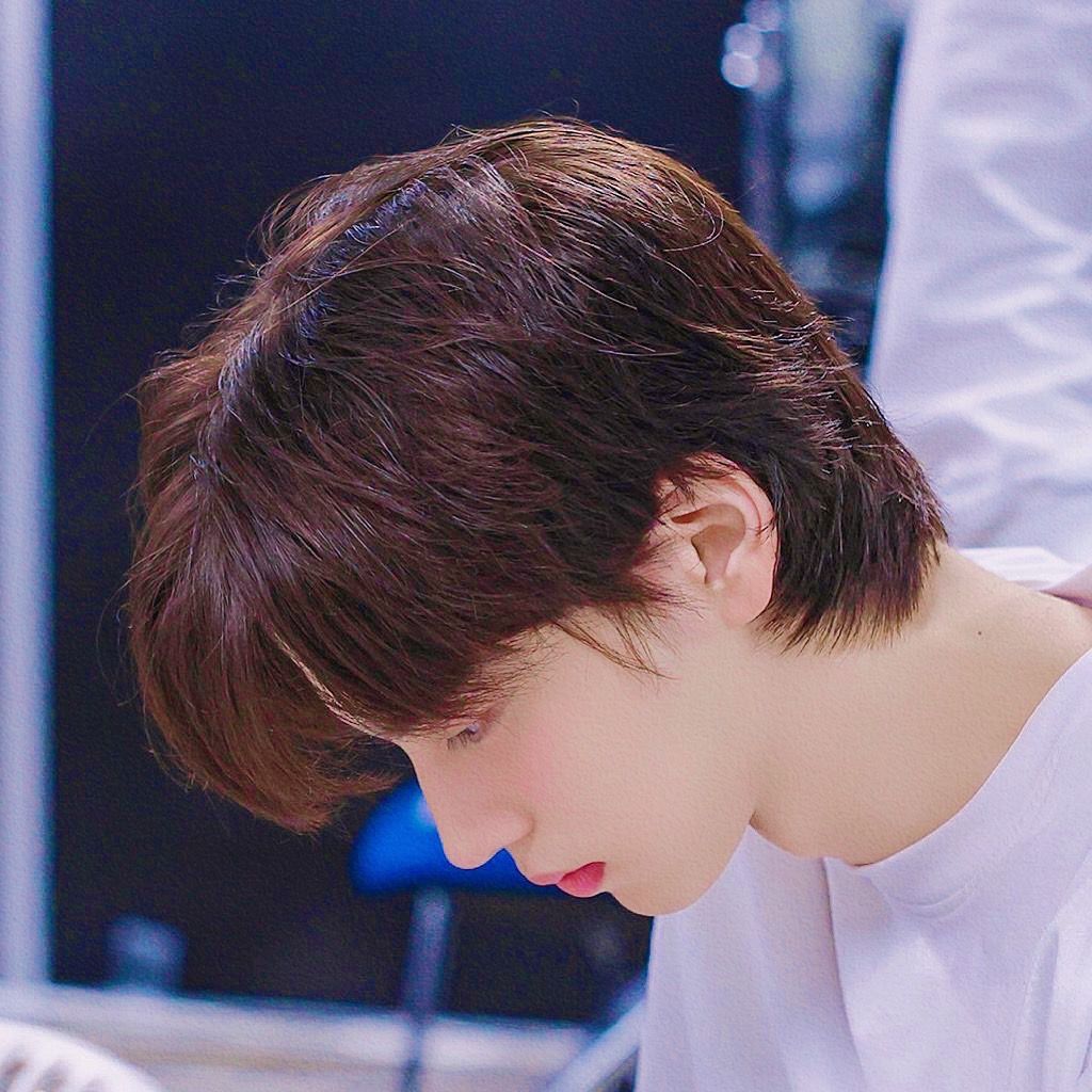 투어스 업고 튀어