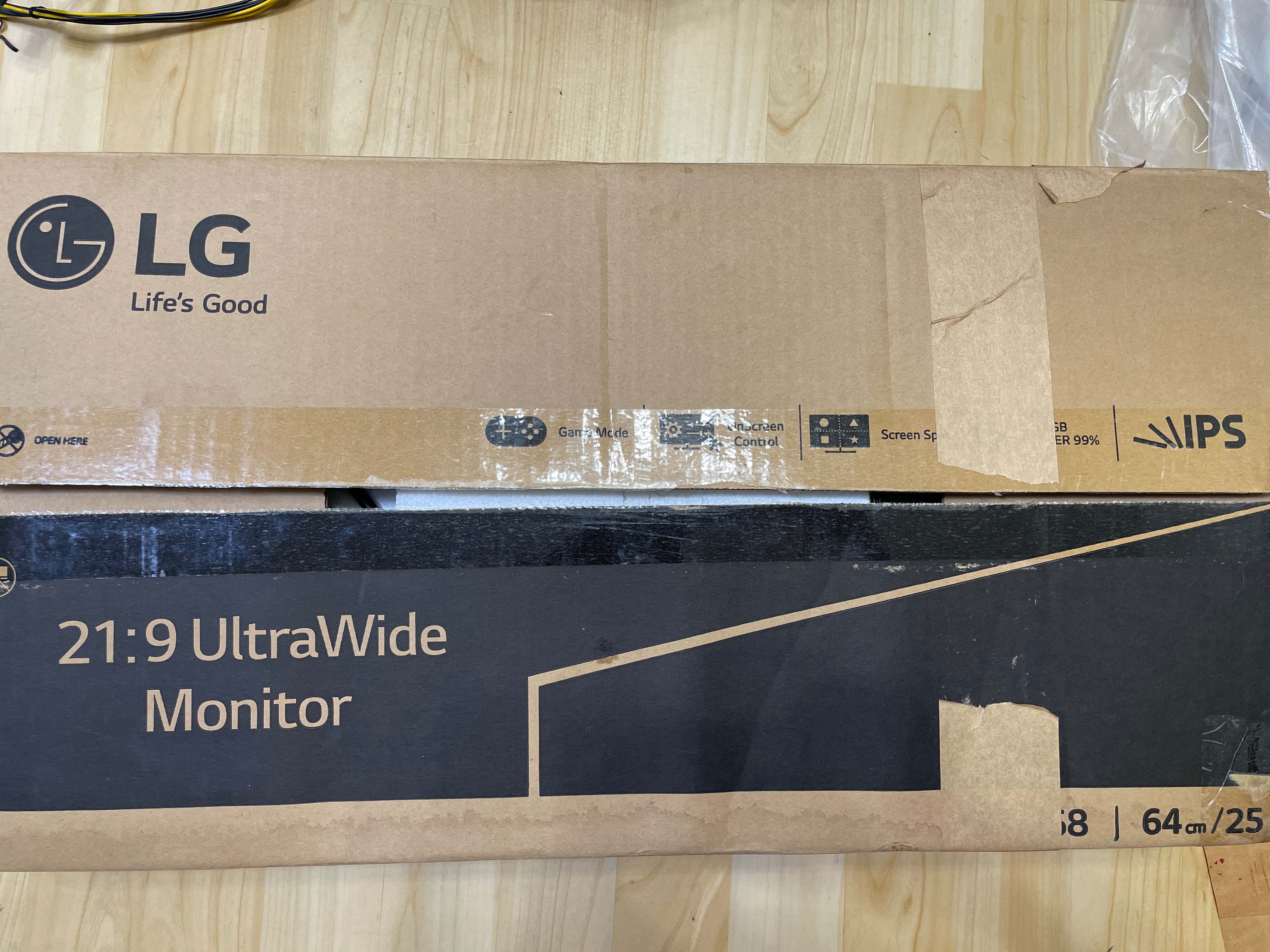 二手LG 25吋 21:9 UltraWide™ WQHD AH-IPS 電競旗艦液晶顯示器