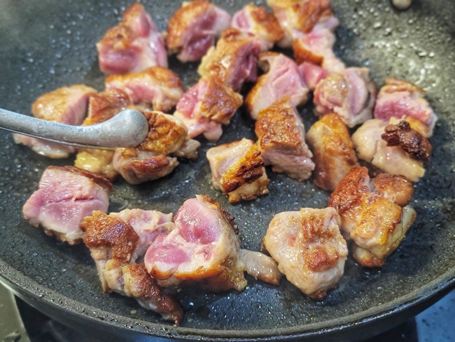 格全法式去骨櫻桃鴨肉腿