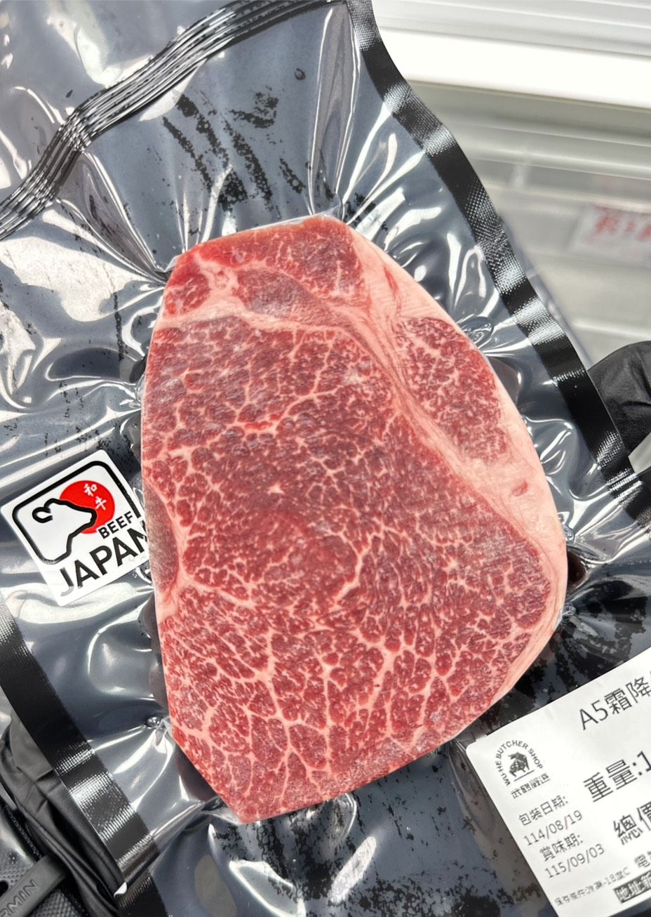 A5日本和牛霜降牛排（100G）+-10%