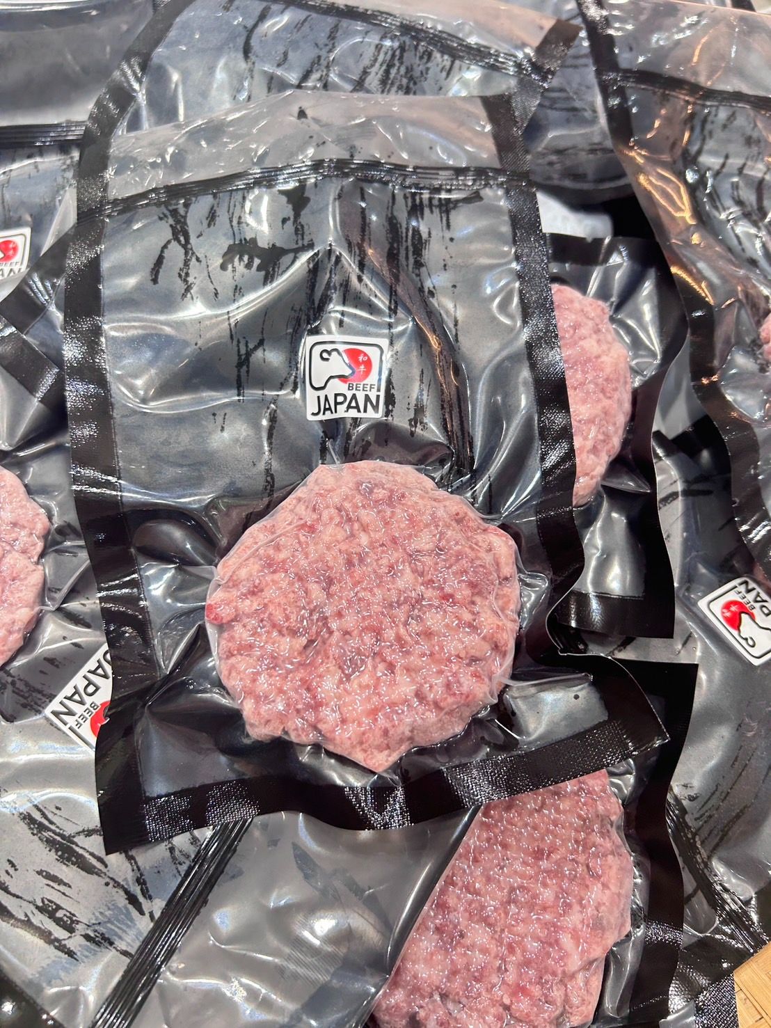 A5黑毛和牛漢堡排