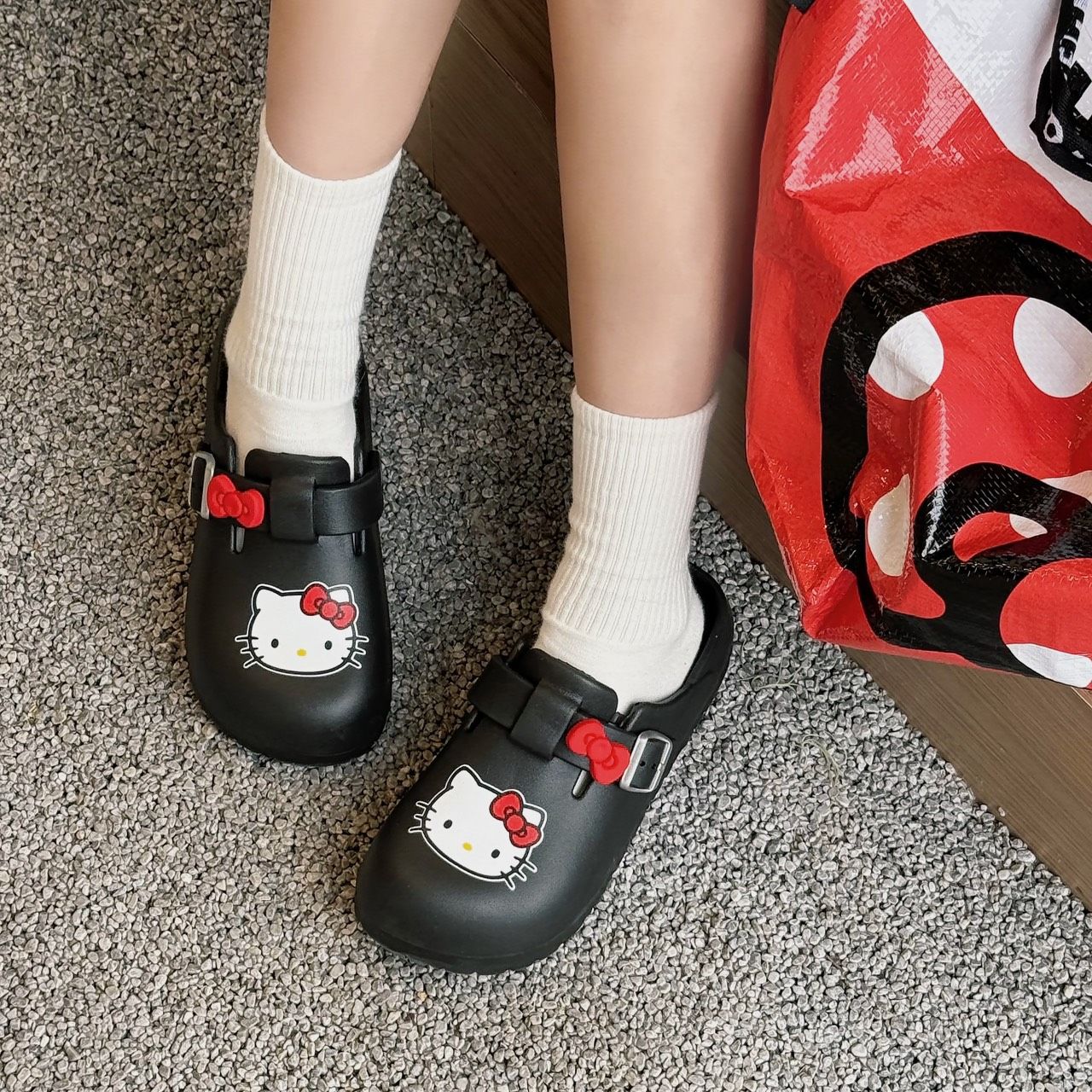 ＜預購＞SANRIO x HELLO KITTY 聯名款正版授權 廚師鞋 全EVA