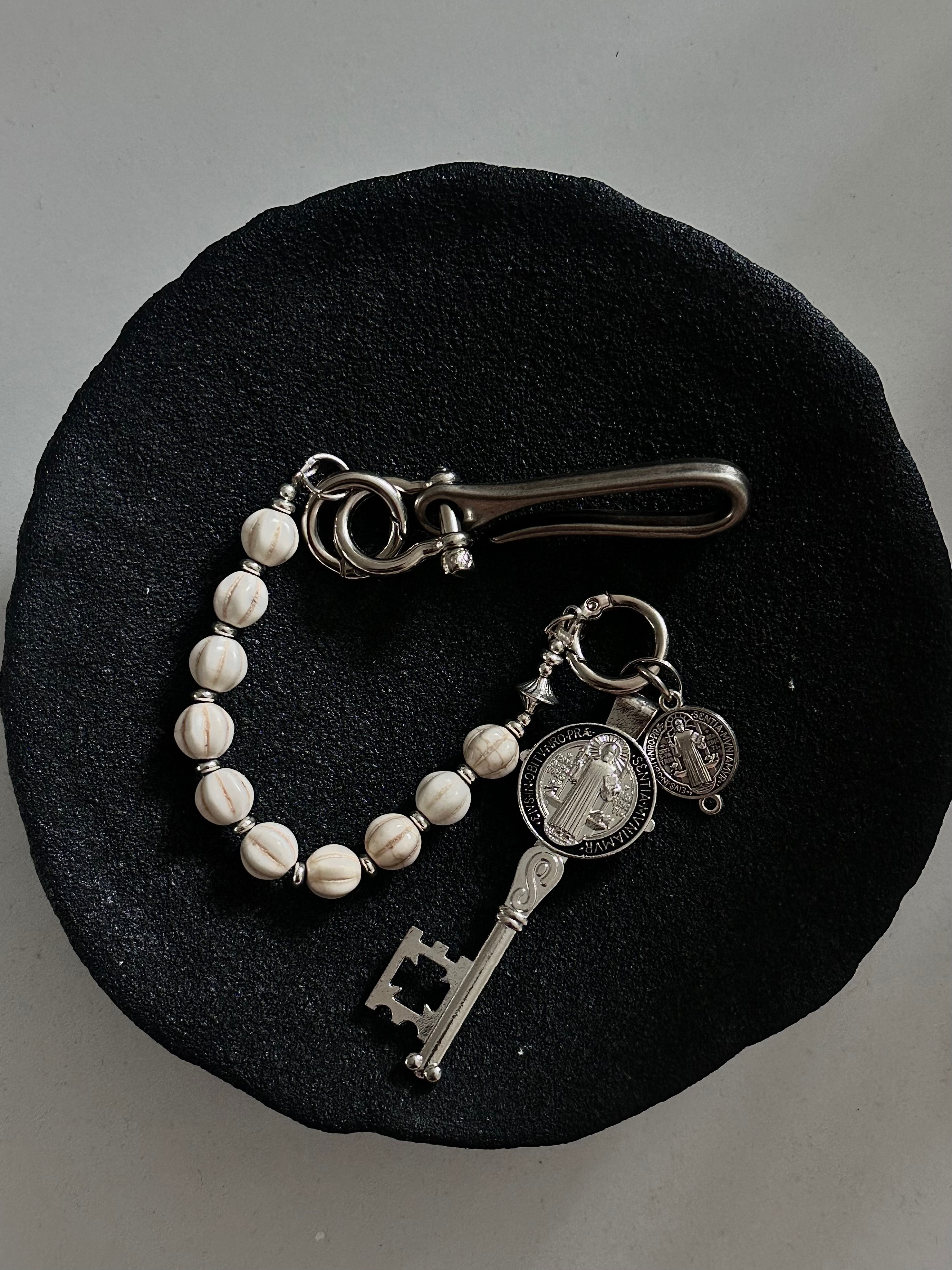 The Keeper 聖本篤獎章 復古仿舊鑰匙