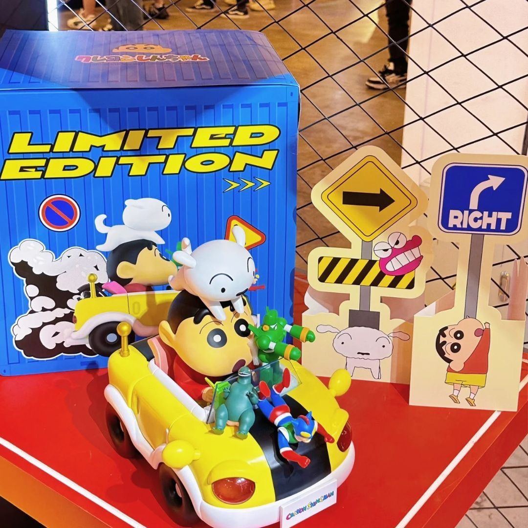 正版➰小新限定版動感車車➰🌟