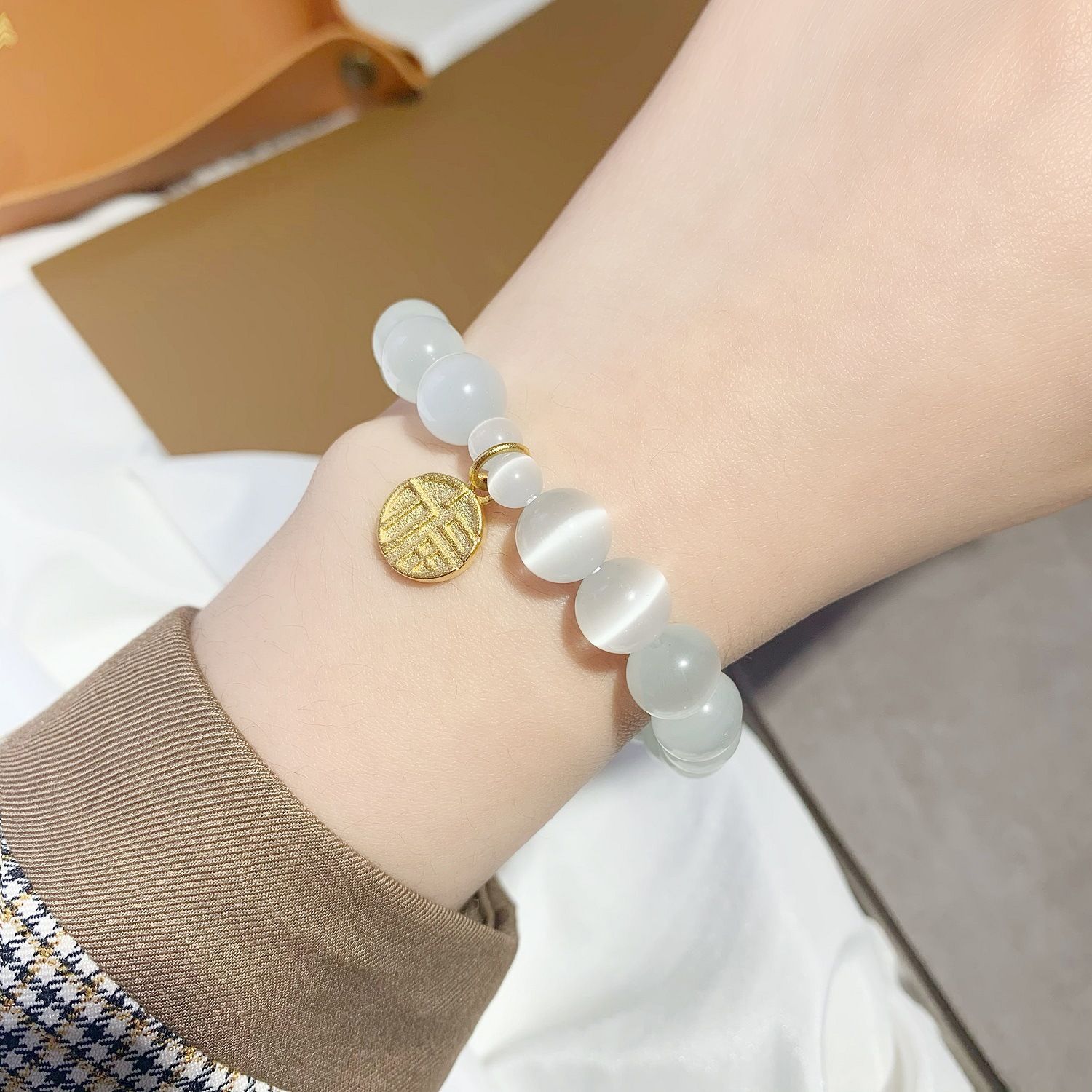 月光貓眼石彈力手串SL1028