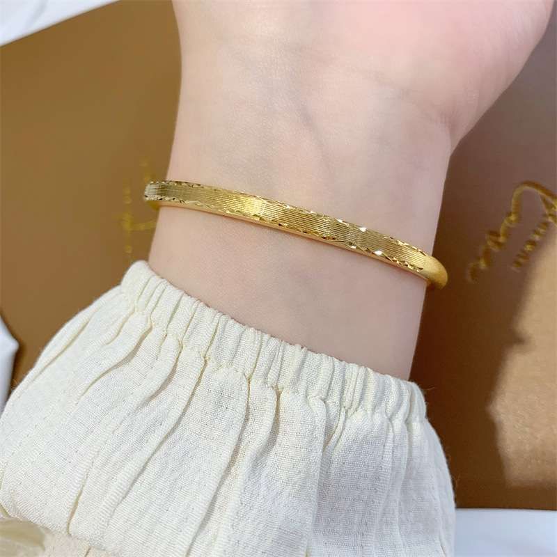 古法沙金拉絲閃亮花紋手鐲 SZ1230