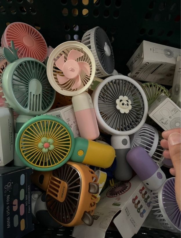 出清- 二手 15元 小風扇 手拿風扇