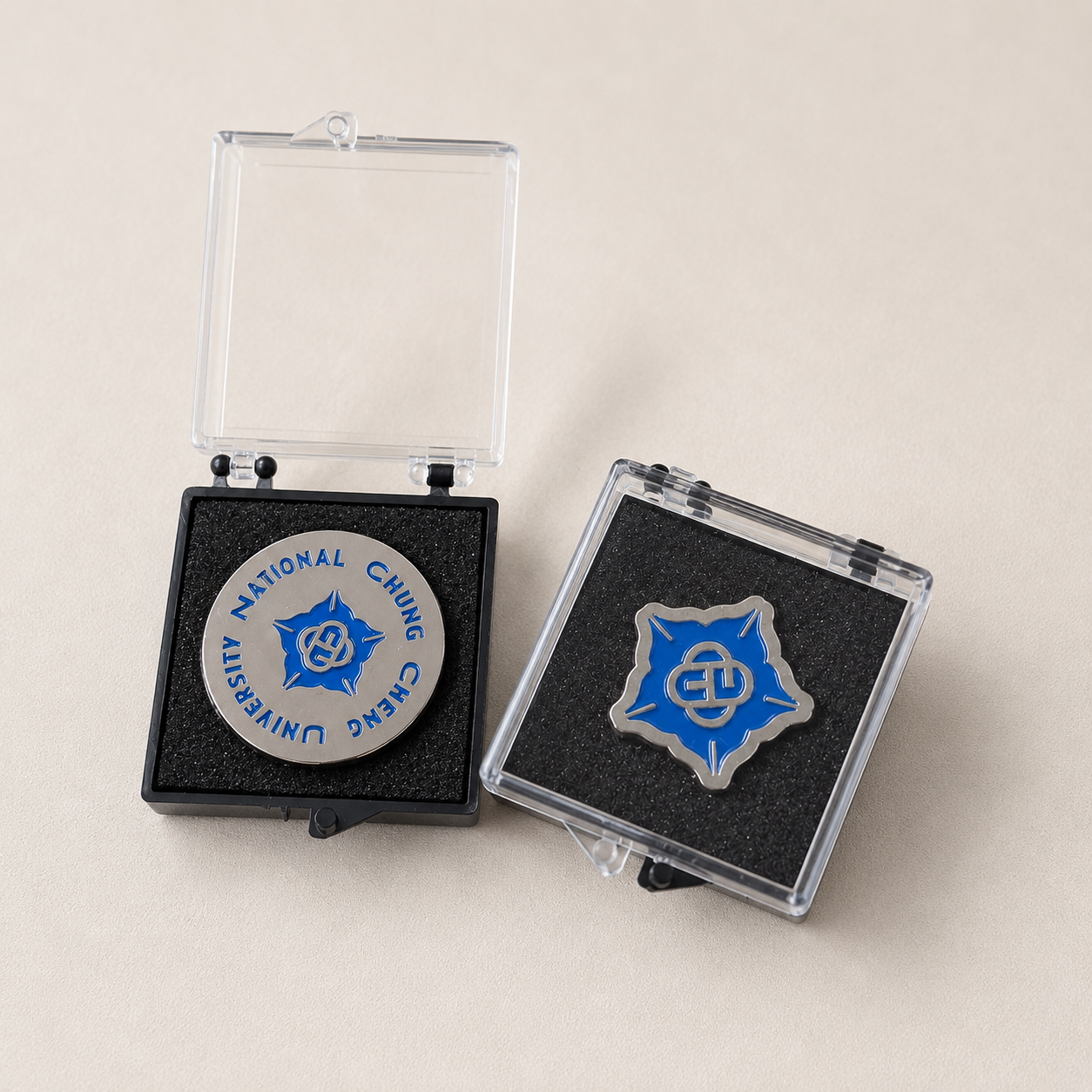 中正金屬徽章（附盒）