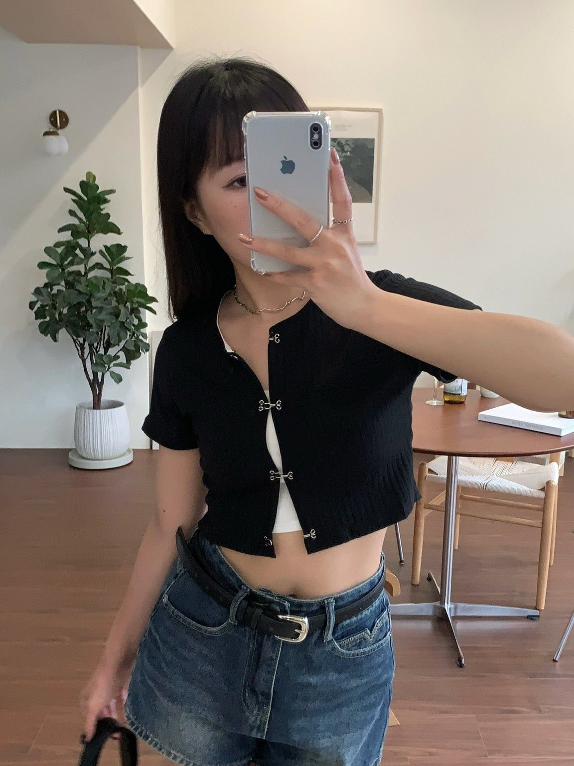 Velpro 現貨｜夏季排釦鏤空短袖開衫 顯瘦短版百搭上衣